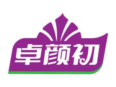 卓颜初